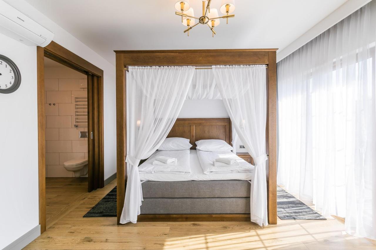Nordowi Dwor Bed & Breakfast Celbowo Exterior photo