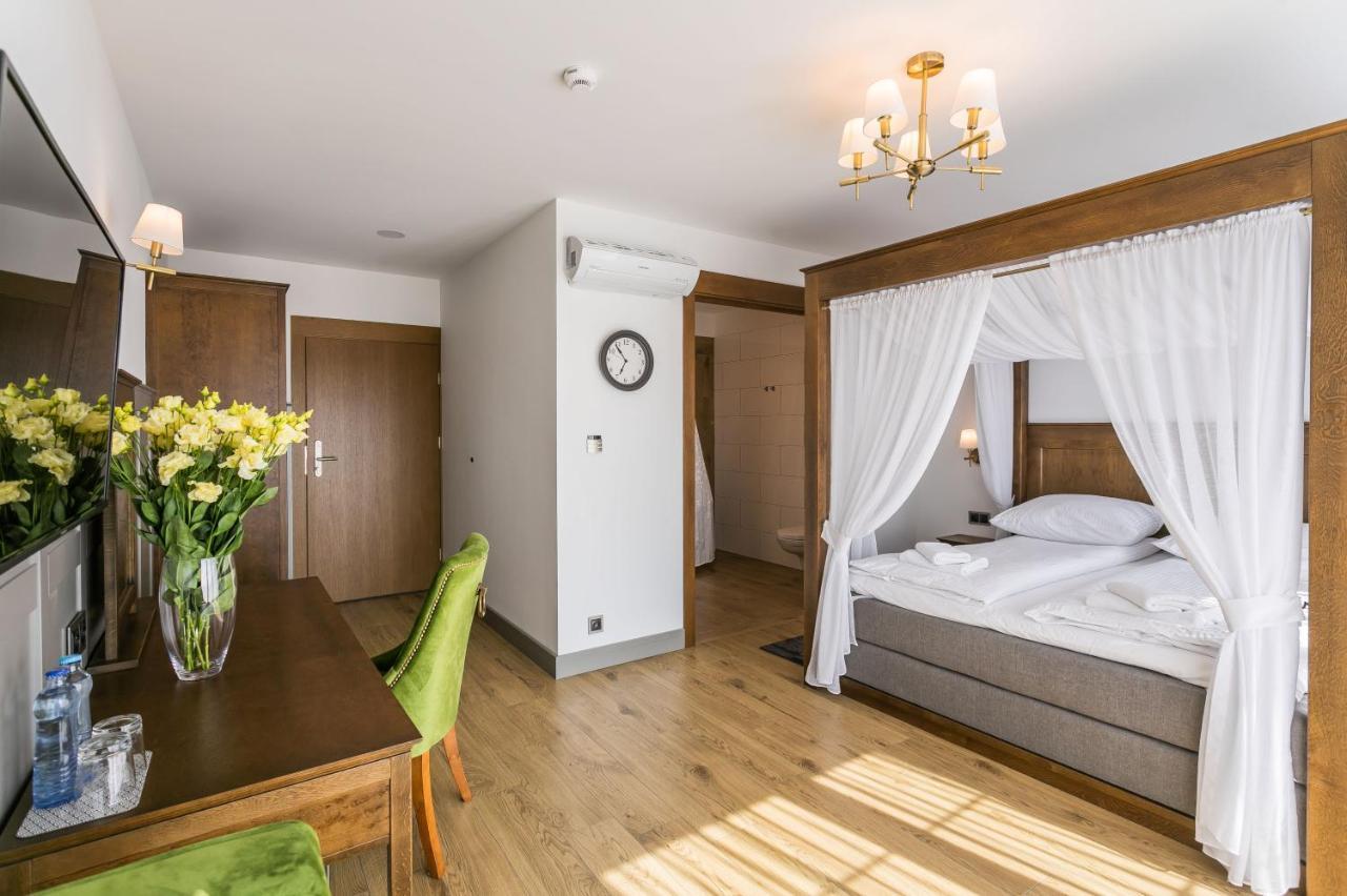 Nordowi Dwor Bed & Breakfast Celbowo Exterior photo