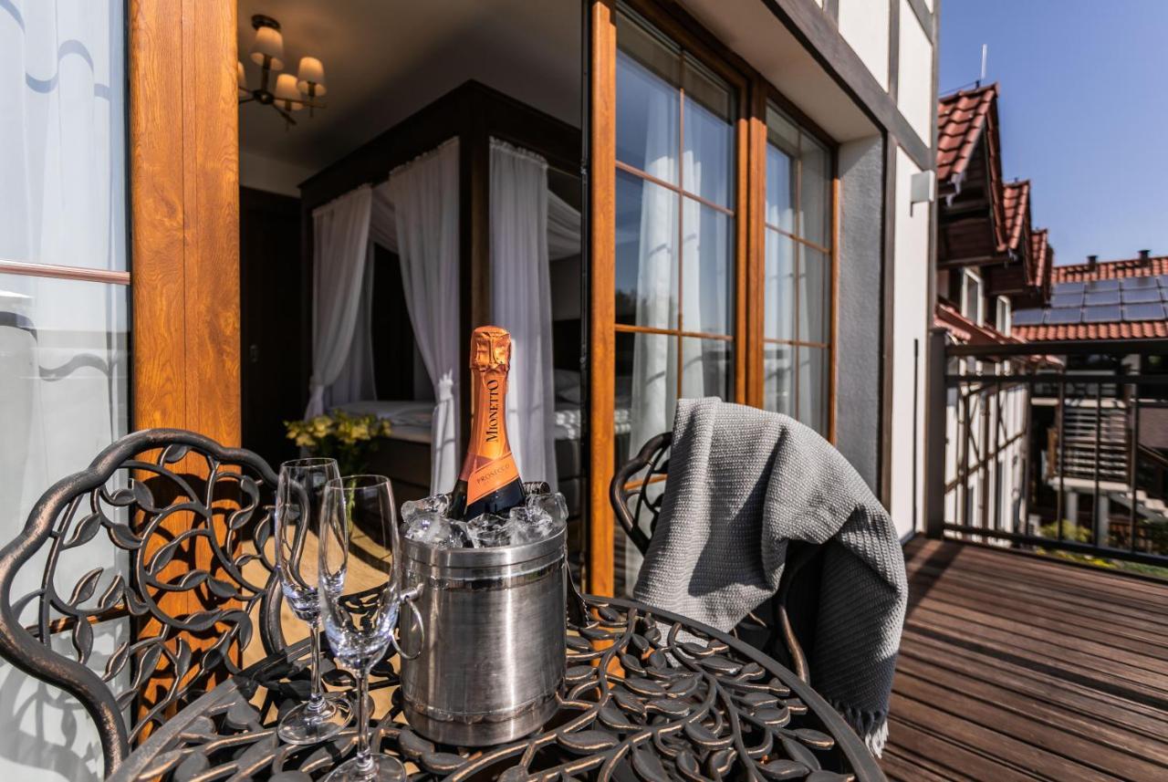 Nordowi Dwor Bed & Breakfast Celbowo Exterior photo