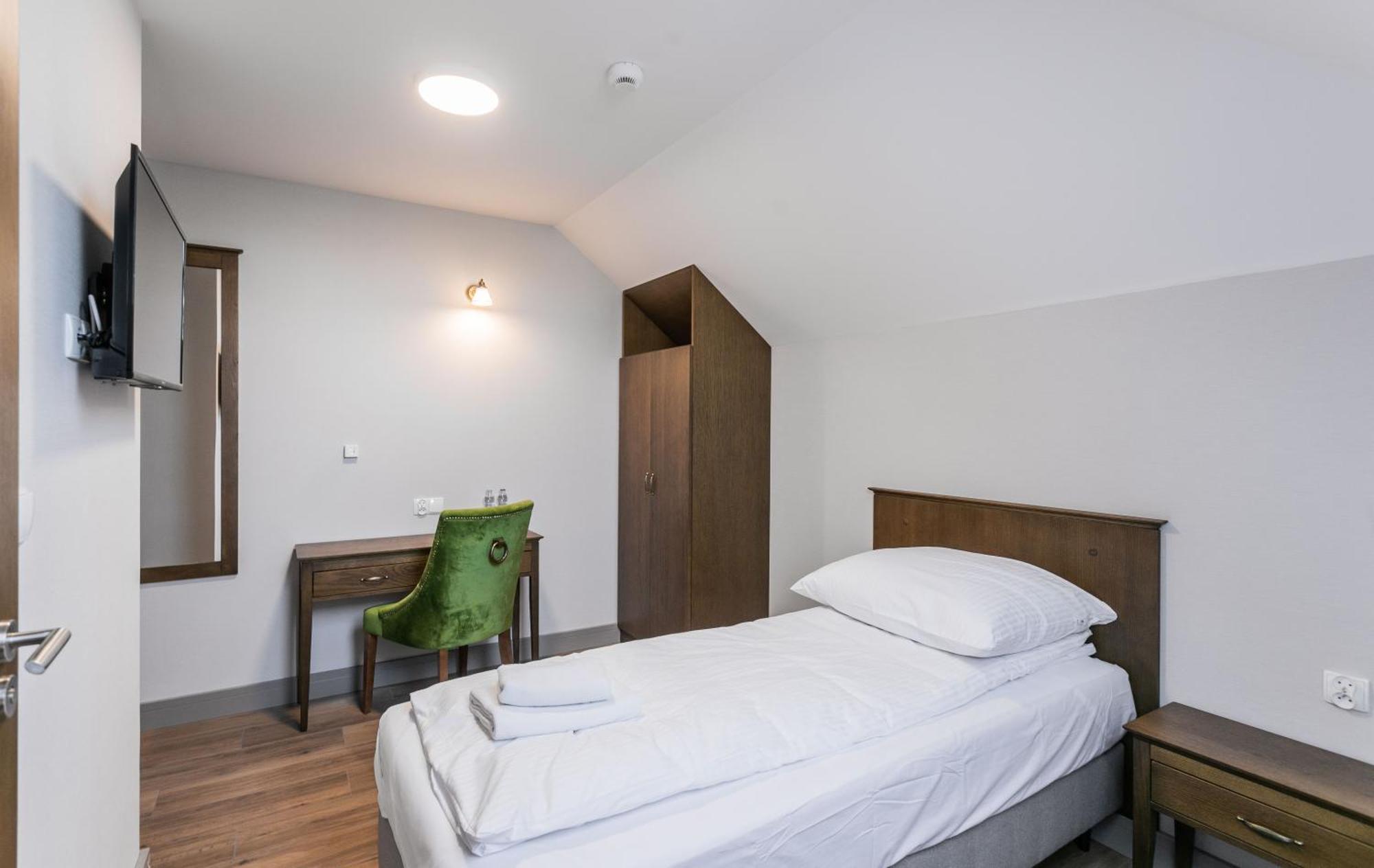 Nordowi Dwor Bed & Breakfast Celbowo Exterior photo