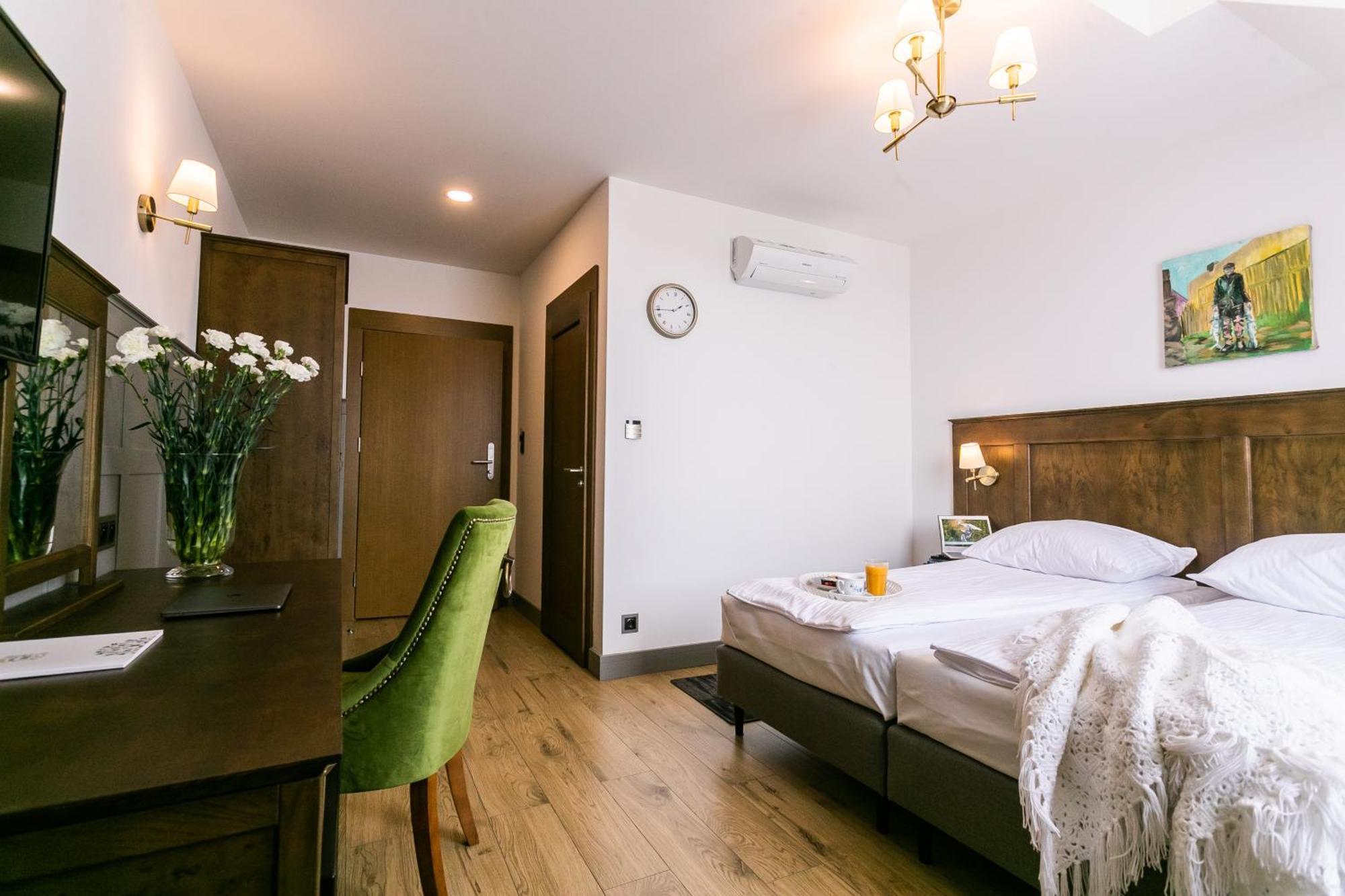 Nordowi Dwor Bed & Breakfast Celbowo Exterior photo